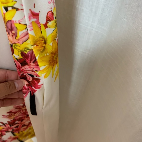 Tommy Hilfiger Floral Sheath Dress with Pockets - Picture 6 of 7